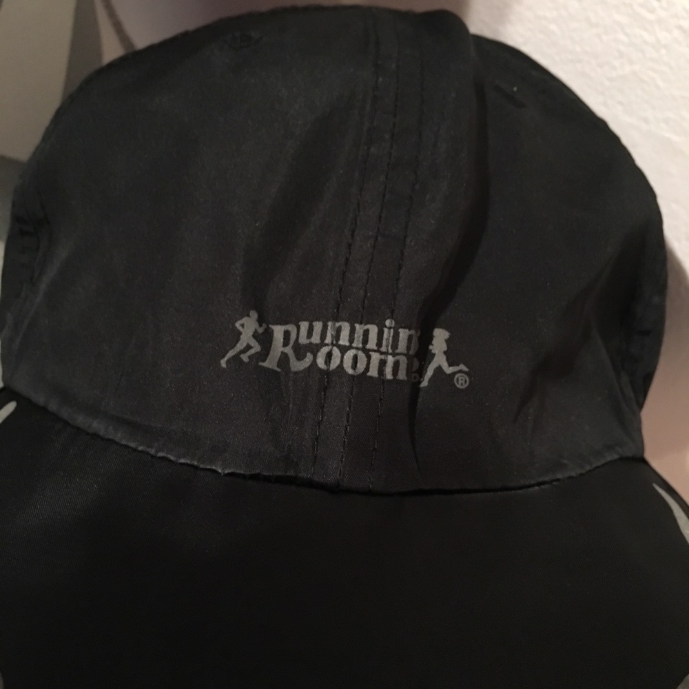 Running 🏃🏻‍♀️ 🏃🏻‍♂️hat - Picture 2 of 4